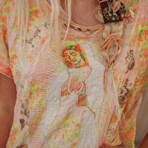 Magnolia Pearl All Over Roses Guadalupe Tee  NWT